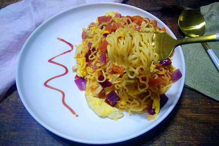 “Fried Instant Noodles with Tomato and Egg": final result